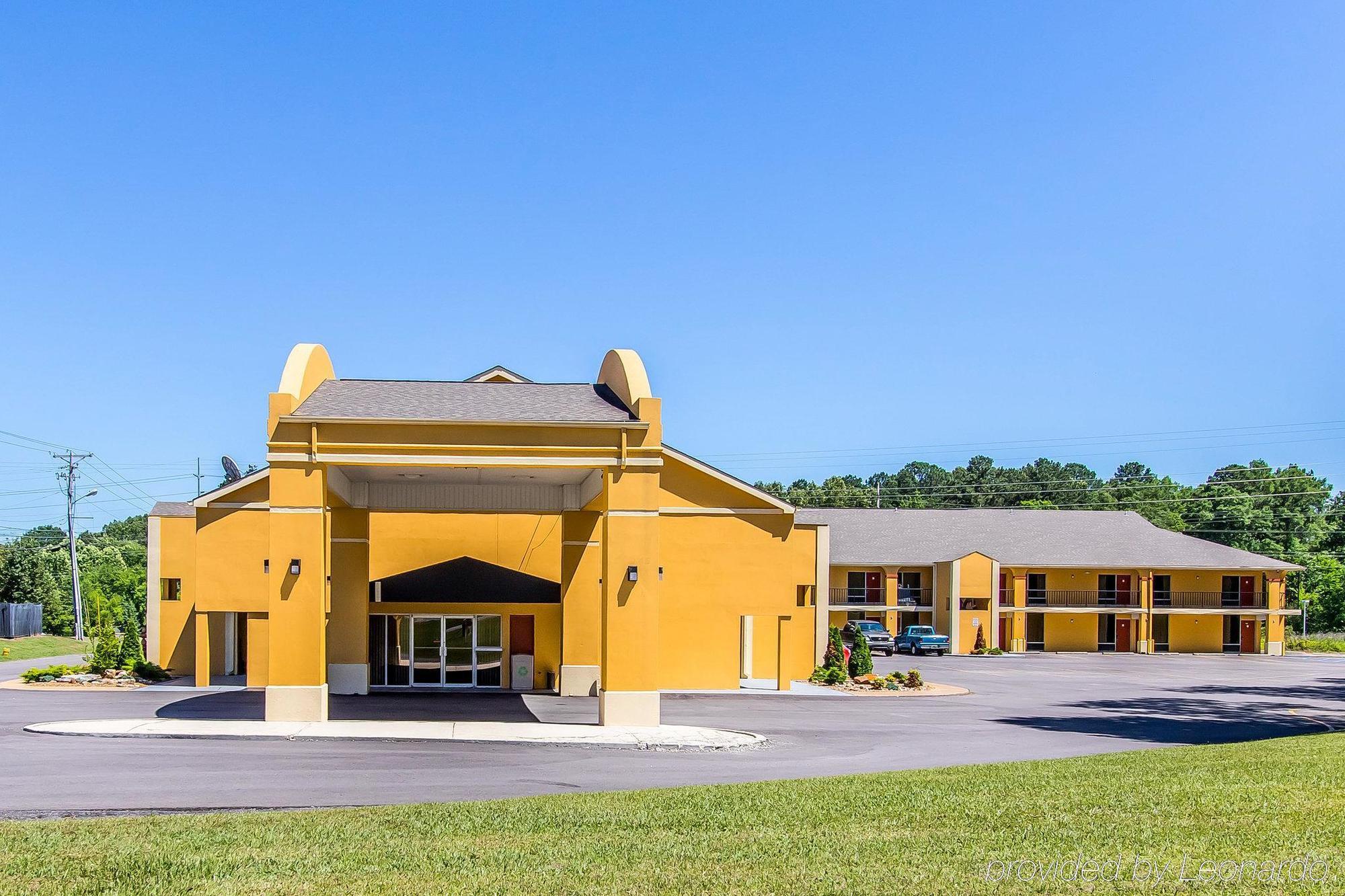 Econo Lodge Скотсбъро Екстериор снимка